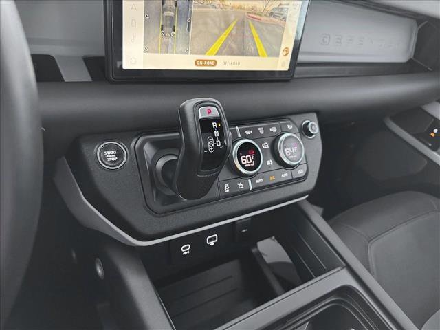 Used 2024 Land Rover Defender 110 X-Dynamic SE image 16