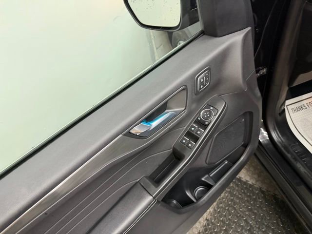 Used 2022 Ford Escape Titanium w/ Class II Trailer Tow Package image 21