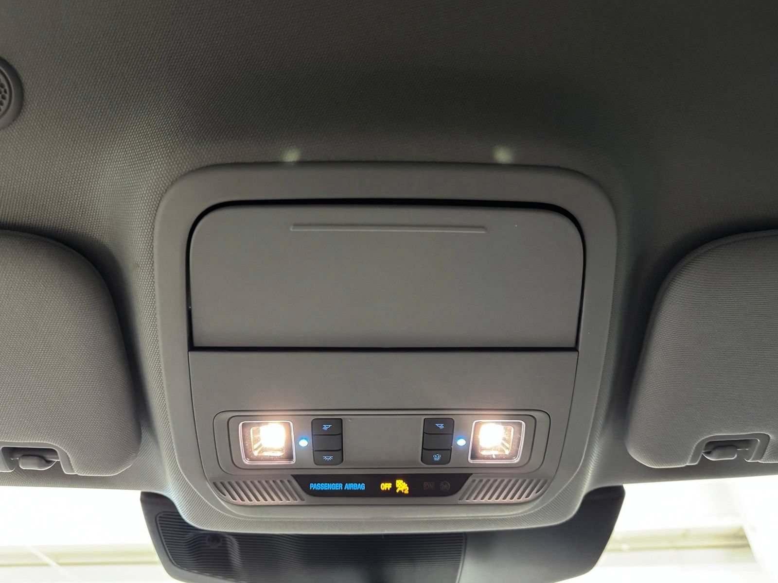 Used 2022 Ford Explorer XLT AWD/4WD image 30