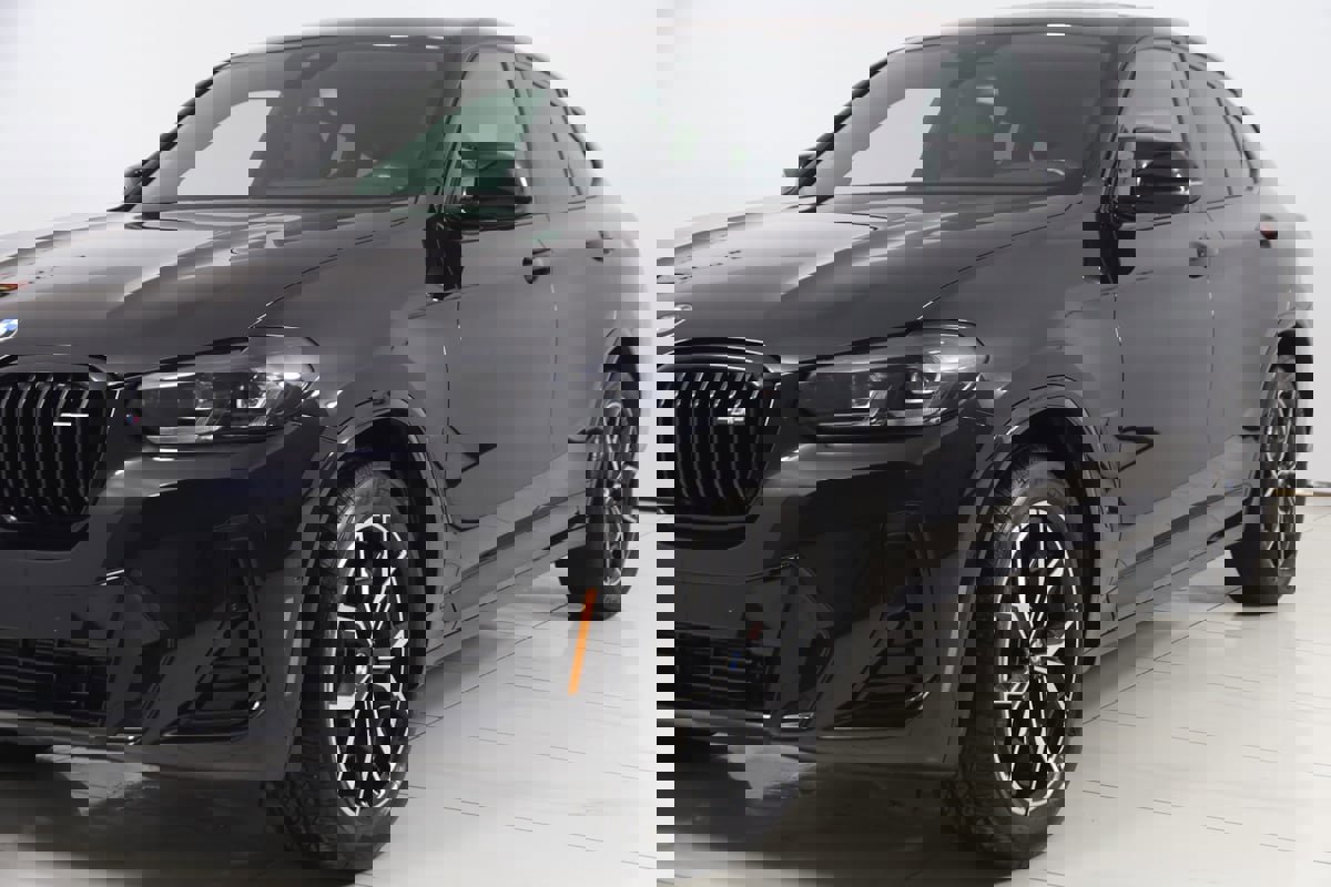 Used 2023 BMW X4 M40i w/ Premium Package image 62