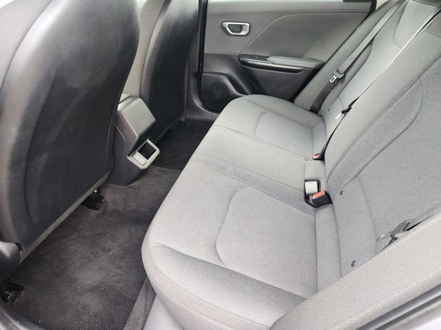 Used 2025 Kia K4 LXS image 30