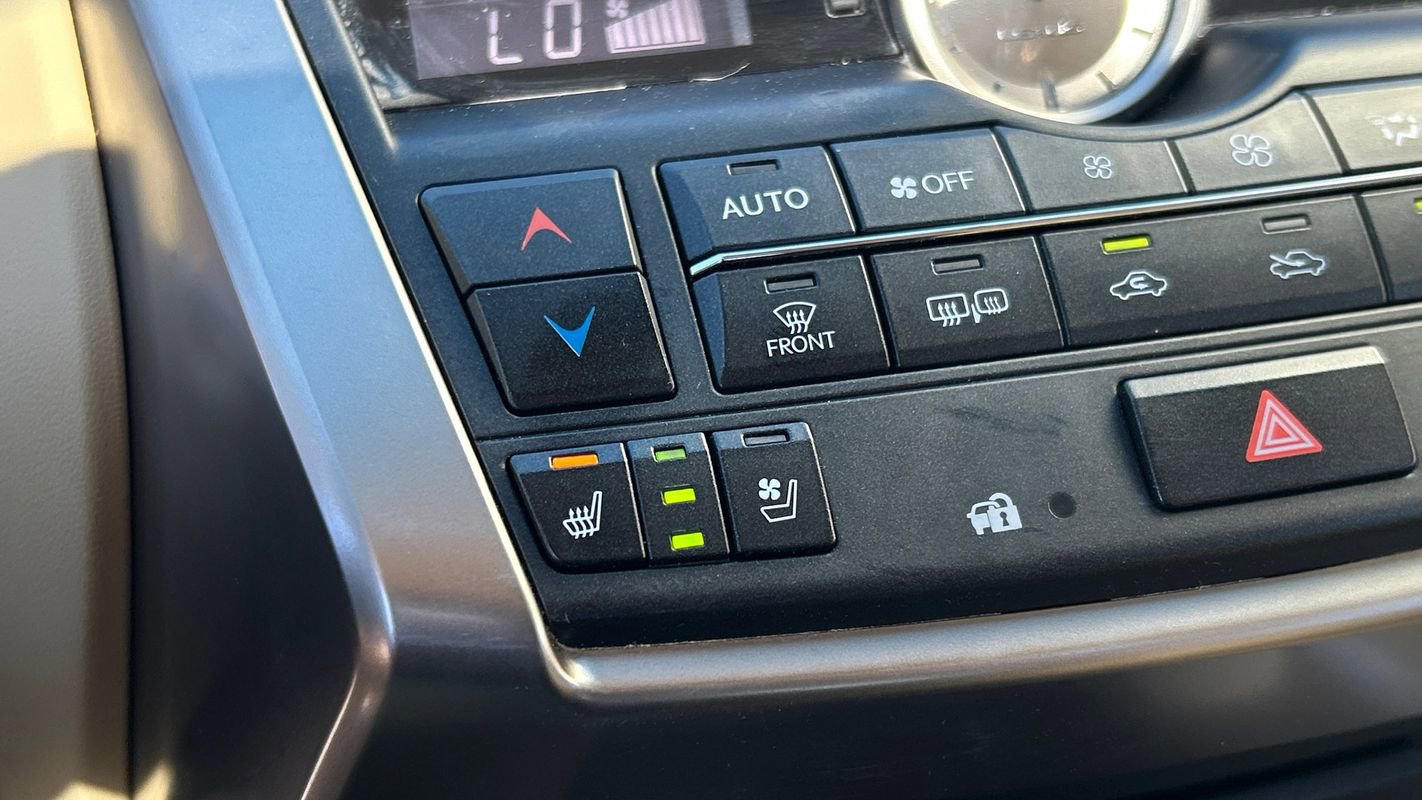 Used 2015 Lexus NX 200t AWD w/ Premium Package image 38