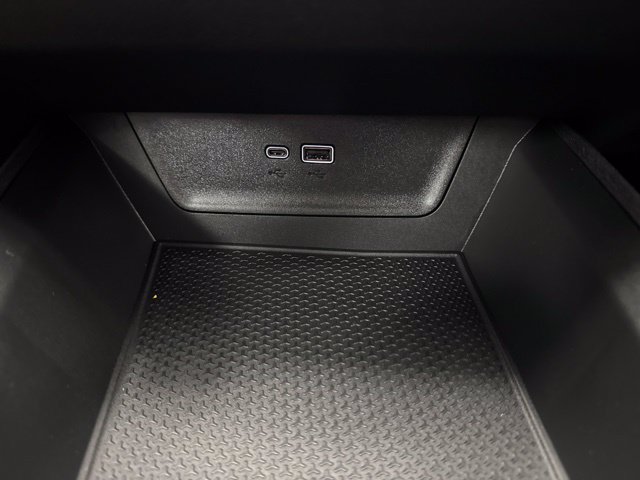 New 2027 Chevrolet Equinox RS w/ Safety and Technology Package FWD image 20