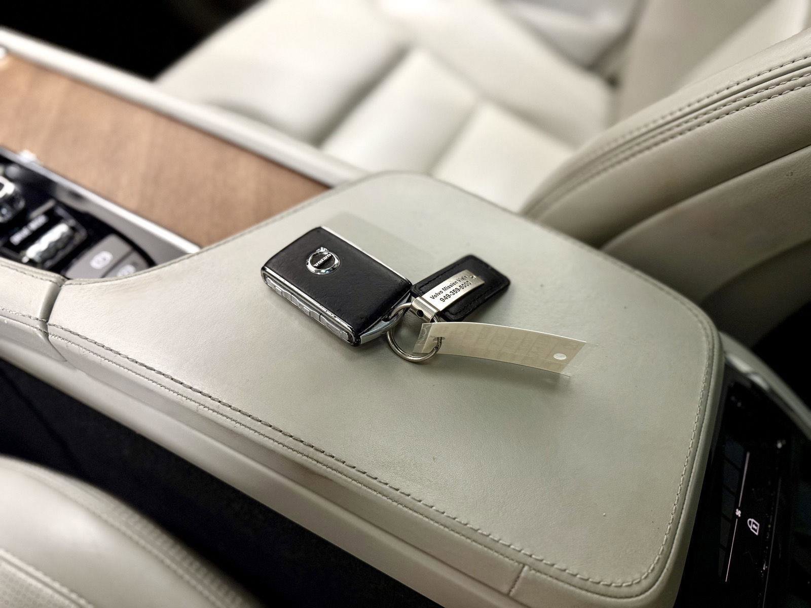 Used 2020 Volvo XC90 T8 Inscription w/ Protection Package Premier image 23