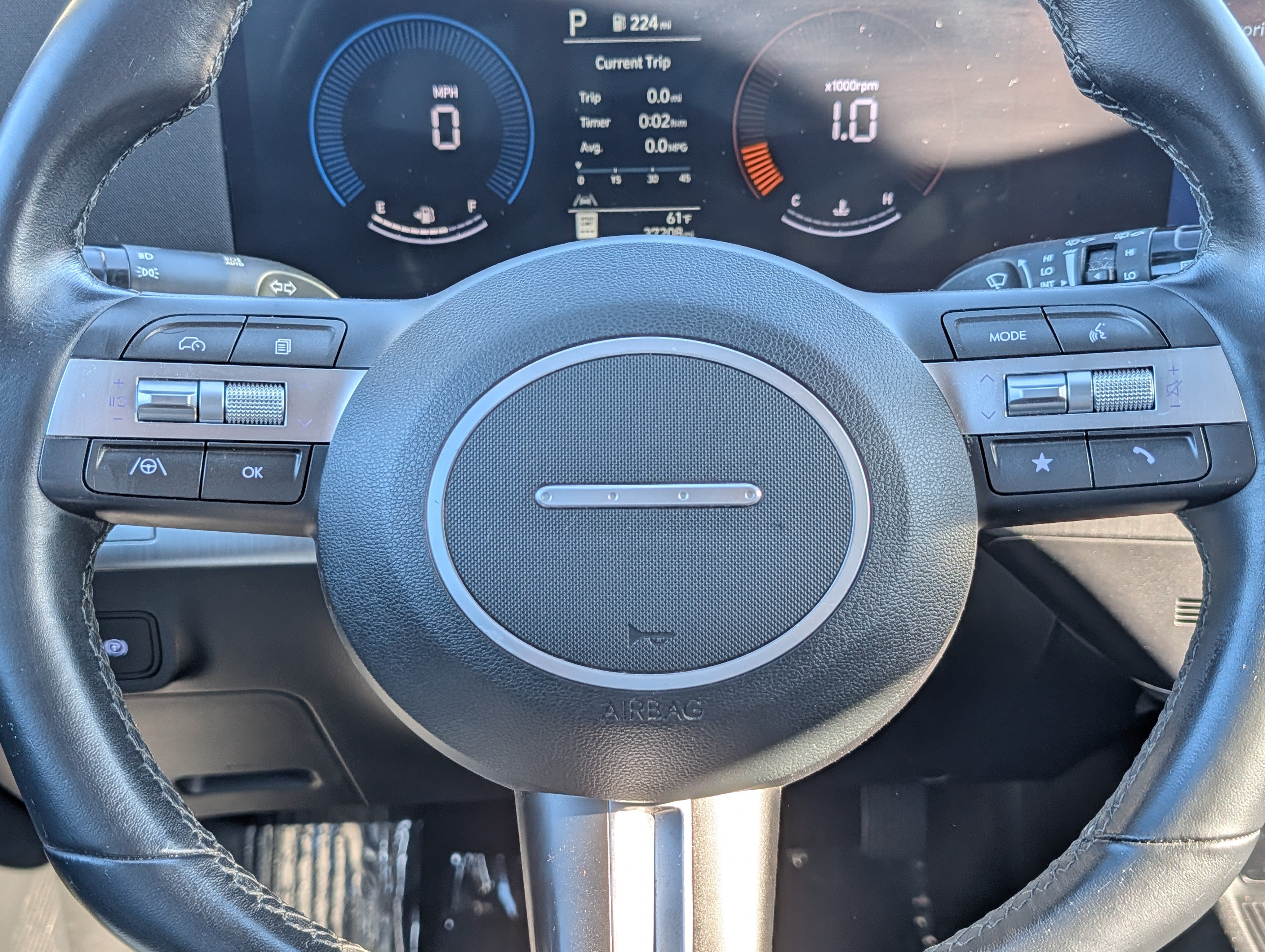 Certified 2024 Hyundai Kona SEL AWD/4WD image 25