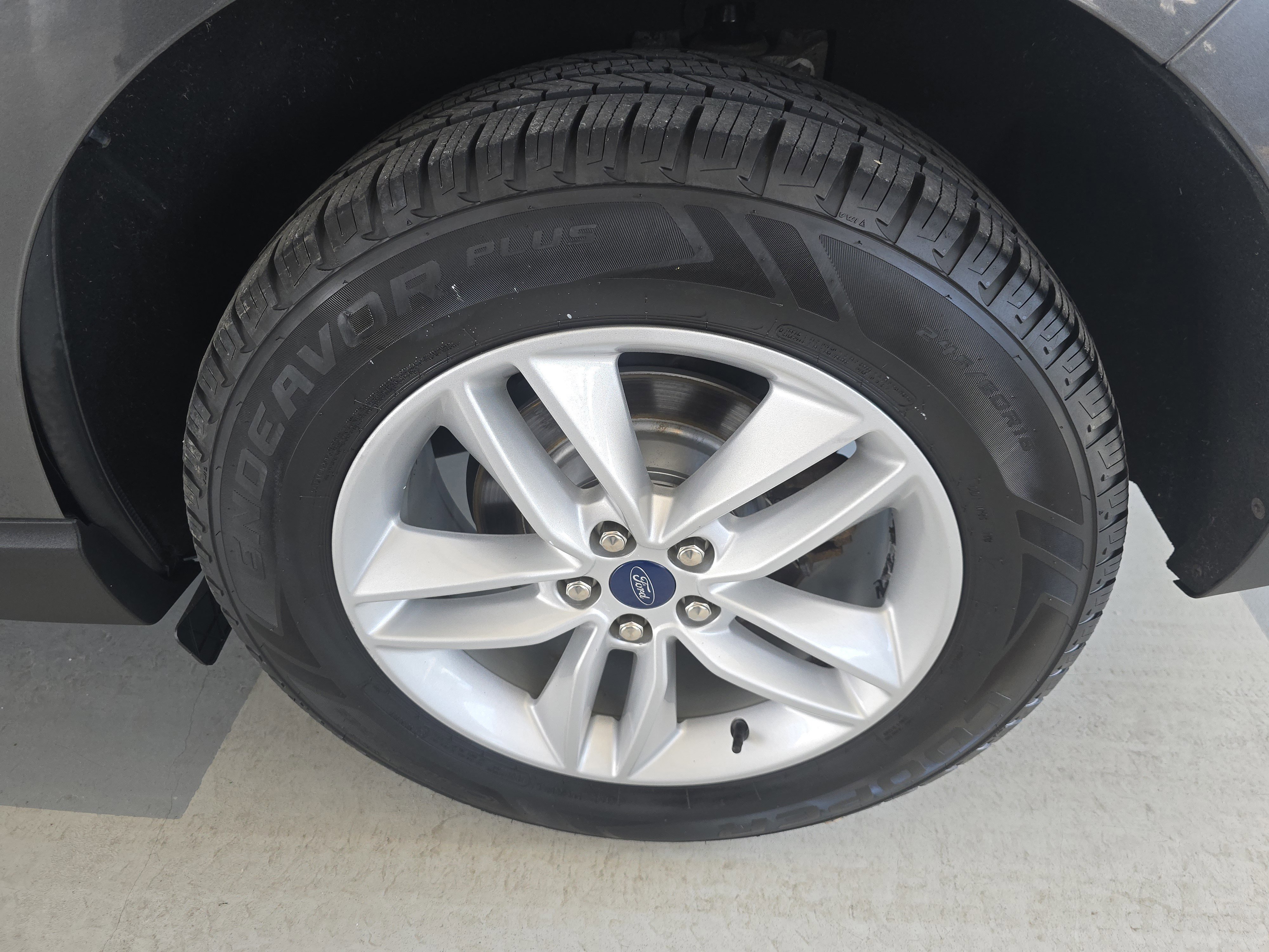 Used 2015 Ford Edge SEL w/ Equipment Group 201A image 8