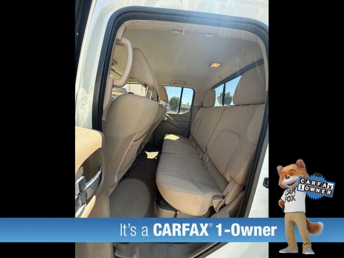 Used 2015 Nissan Frontier SV w/ SV Value Truck Package RWD image 19