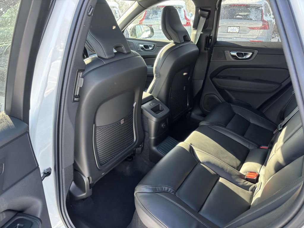 New 2026 Volvo XC60 T8 Ultra w/ Protection Package Premier image 26