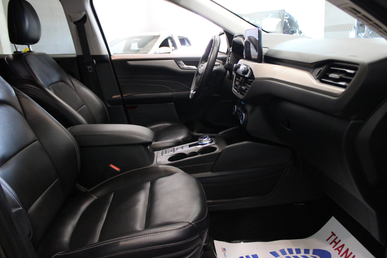 Used 2021 Ford Escape SEL image 22