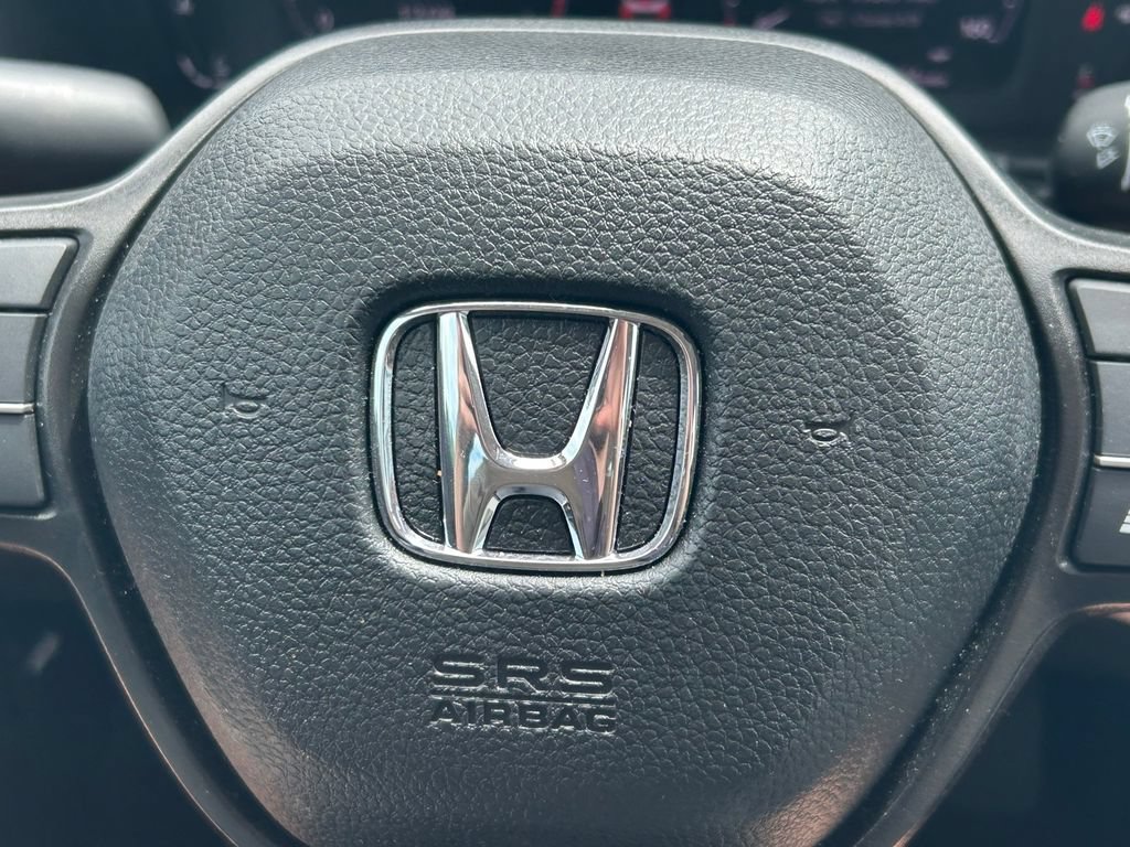Used 2025 Honda Accord SE image 32