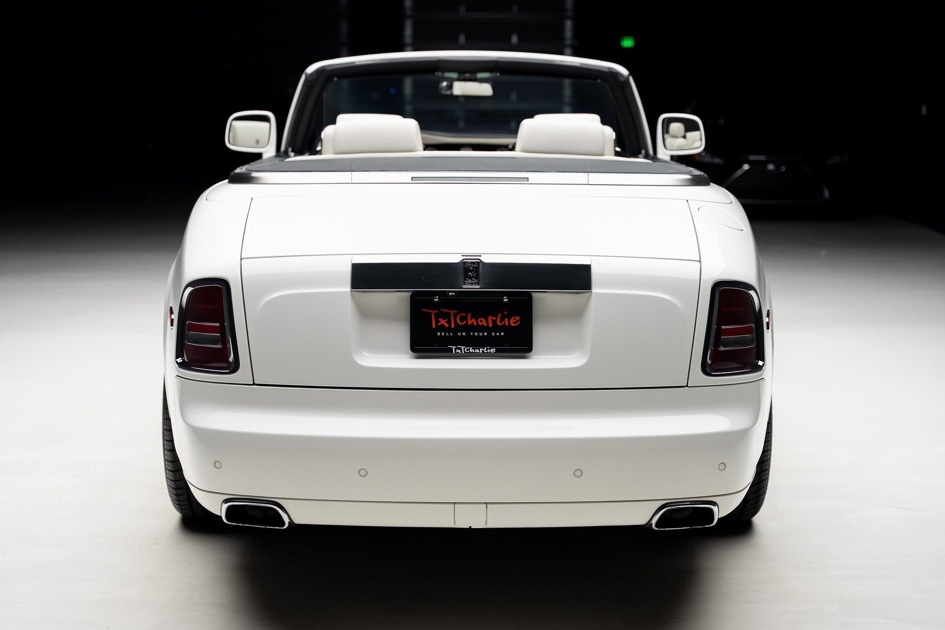 Used 2013 Rolls-Royce Phantom Drophead Coupe image 29