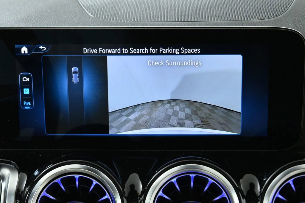 Certified 2026 Mercedes-Benz GLB 250 4MATIC image 22