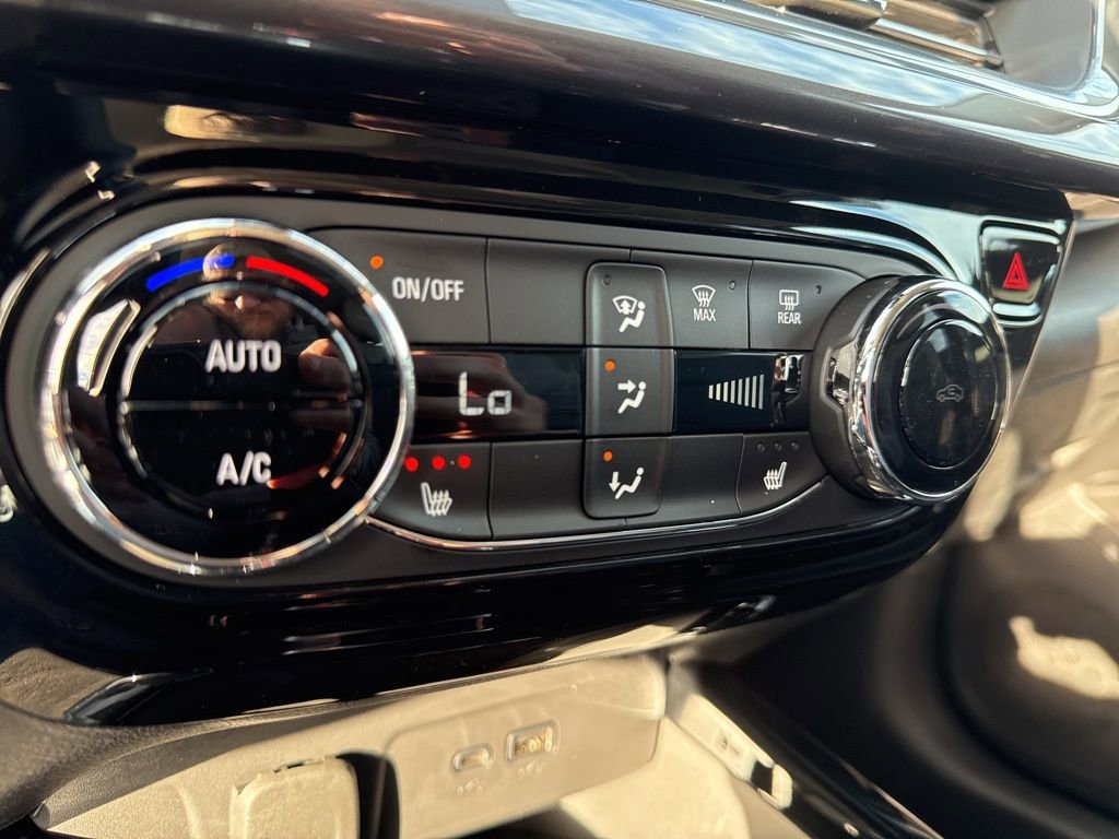 New 2026 Chevrolet Trax ACTIV w/ Sunroof Package image 22