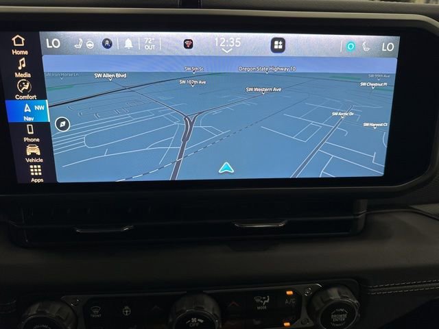 Used 2025 Jeep Wrangler Unlimited Rubicon w/ Convenience Group image 18