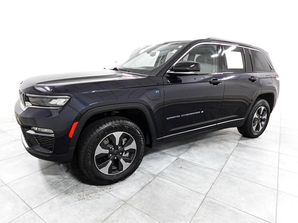 Used 2024 Jeep Grand Cherokee Limited 4xe AWD/4WD image 4