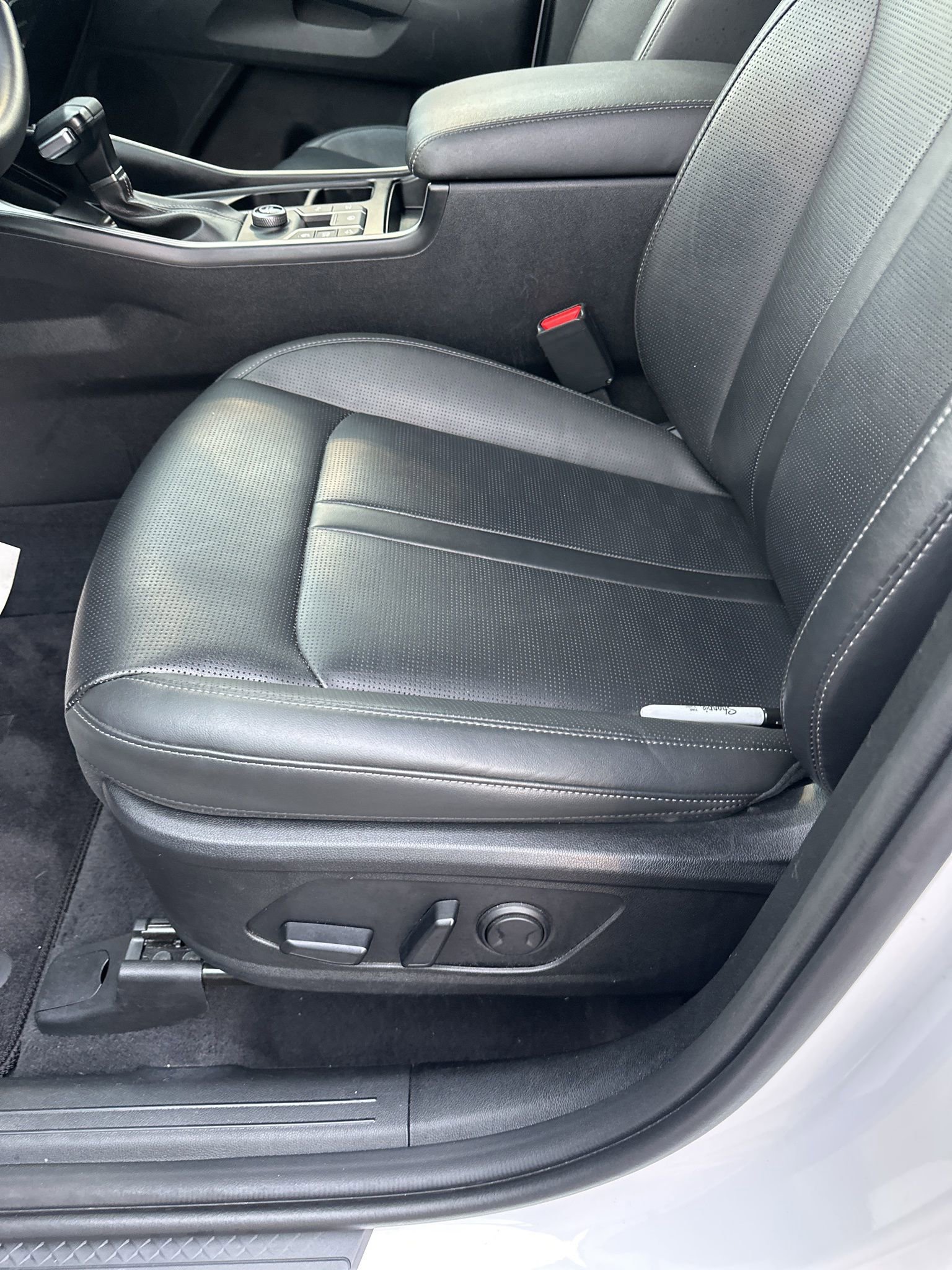 Used 2024 Kia Sorento S image 34