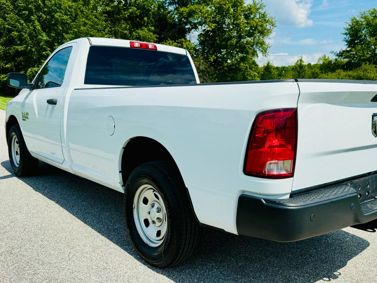 Used 2022 RAM 1500 Tradesman w/ Electronics Group AWD/4WD image 3