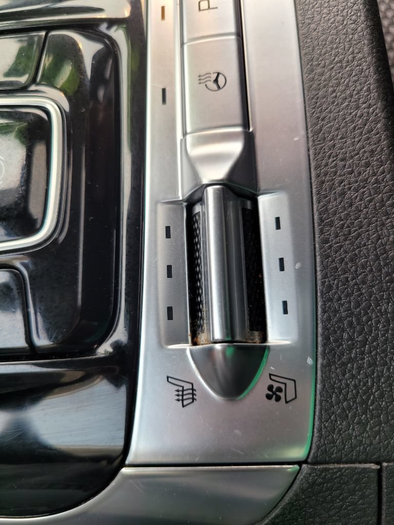 Used 2023 Kia Carnival SX Prestige FWD image 39