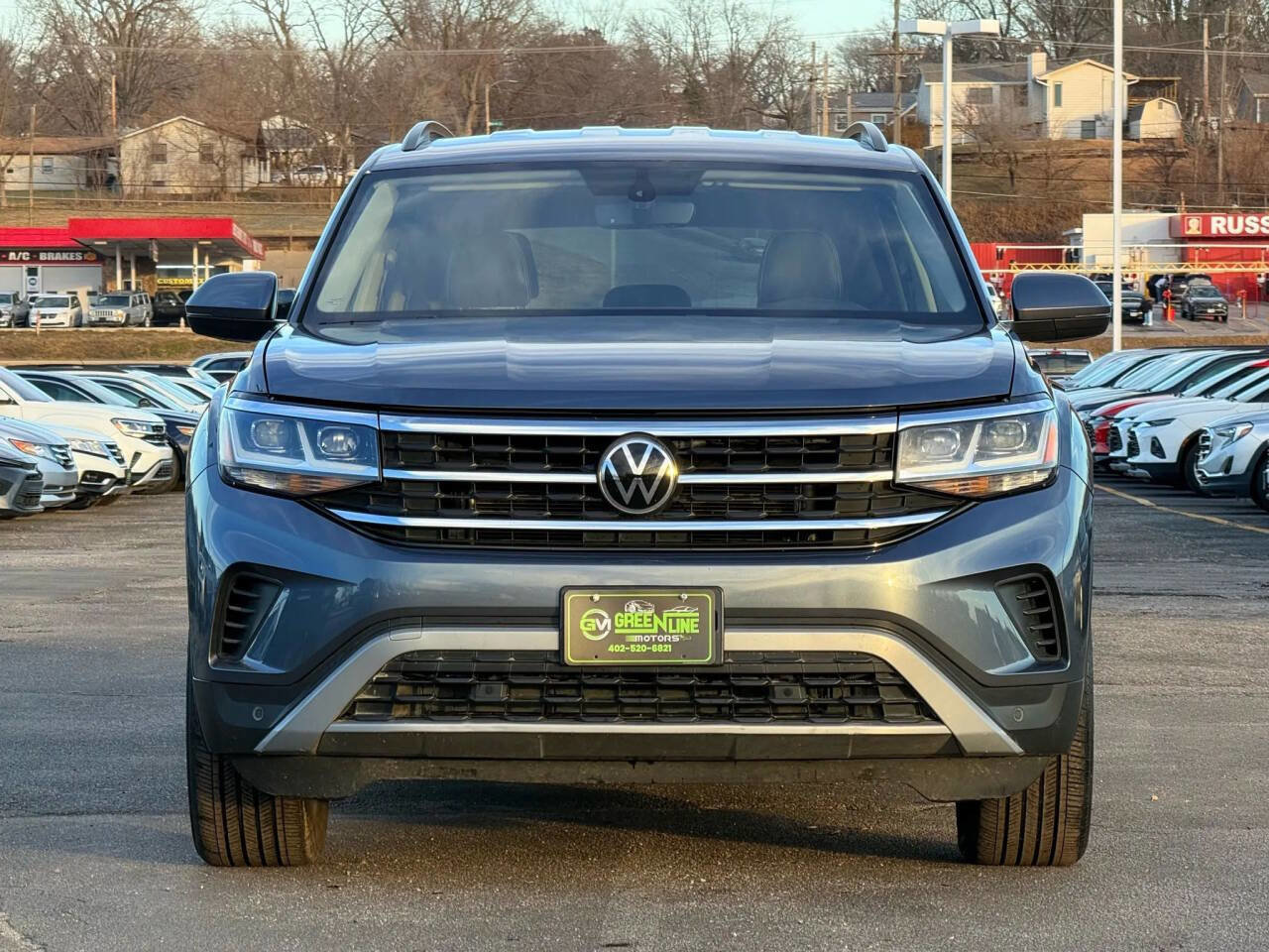 Used 2023 Volkswagen Atlas SE image 3