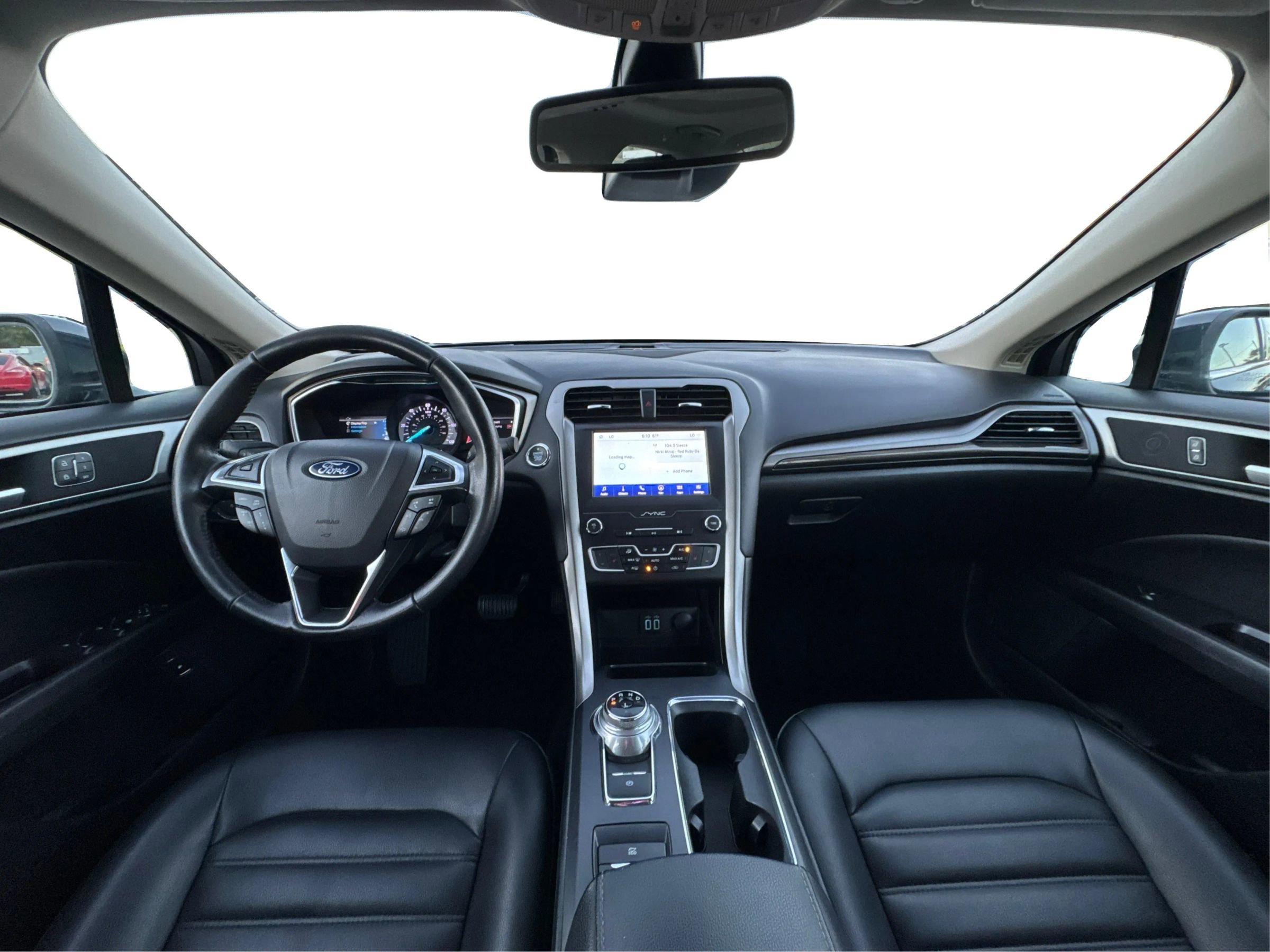 Used 2020 Ford Fusion SEL image 22