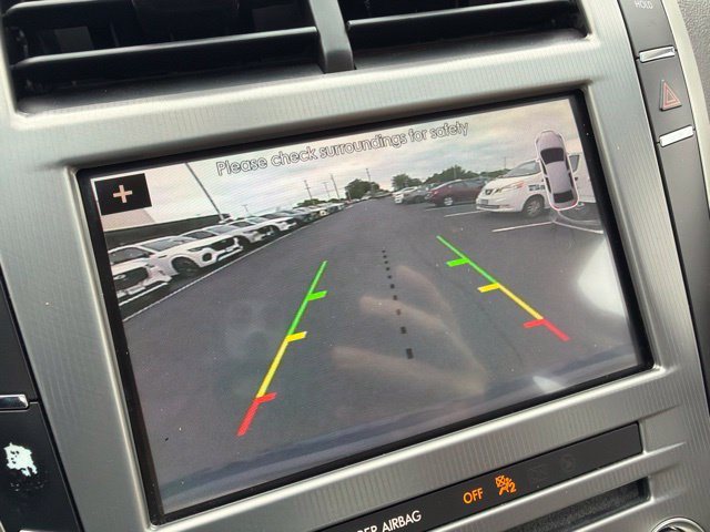 Used 2018 Lincoln MKZ Reserve FWD image 27