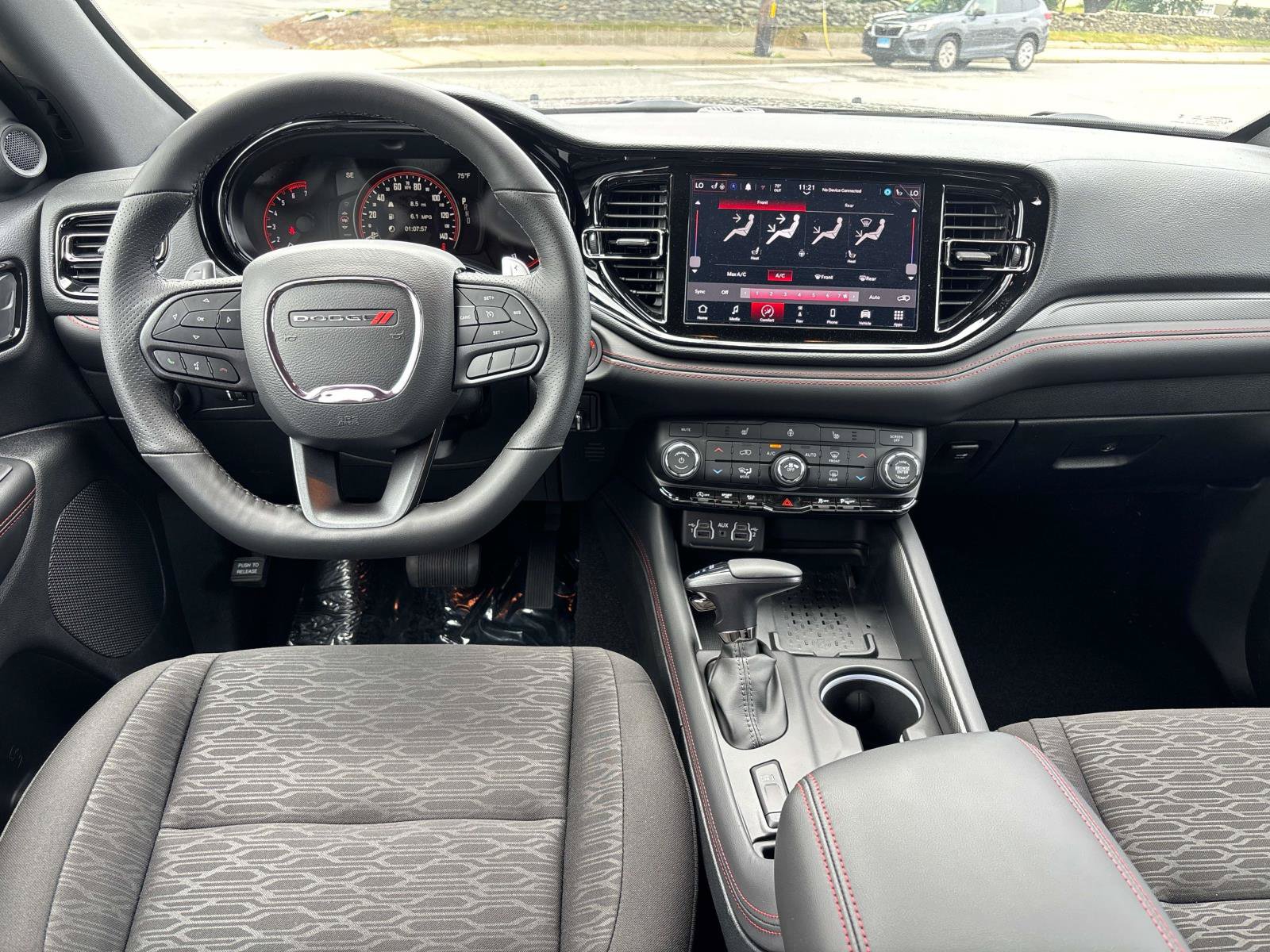 Certified 2025 Dodge Durango R/T w/ Blacktop Package AWD/4WD image 8
