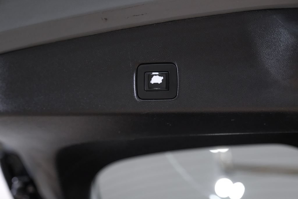Used 2021 Chevrolet TrailBlazer LT w/ Sun and Liftgate Package FWD image 53