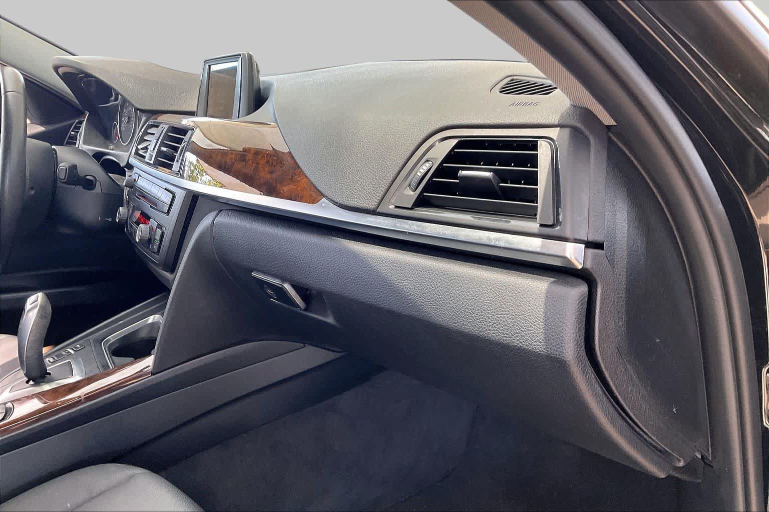 Used 2014 BMW 328i Sedan RWD image 19