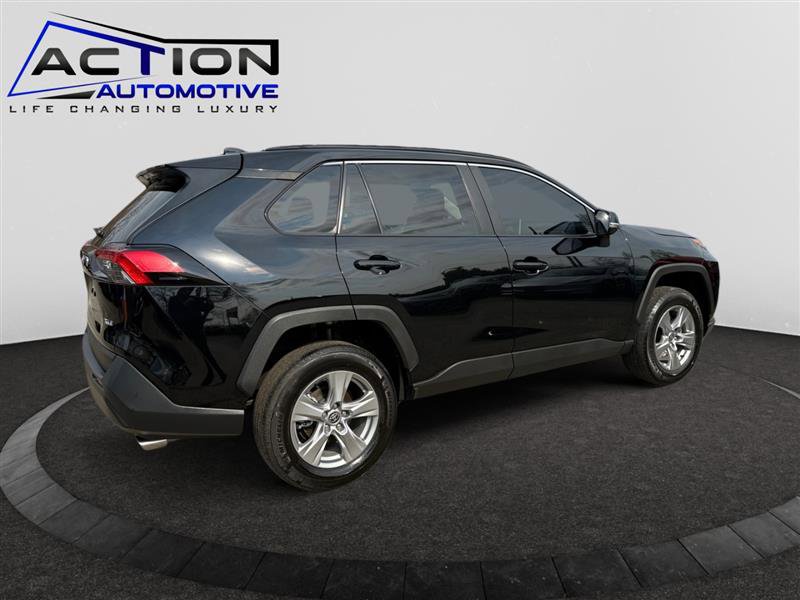 Used 2023 Toyota RAV4 XLE image 8