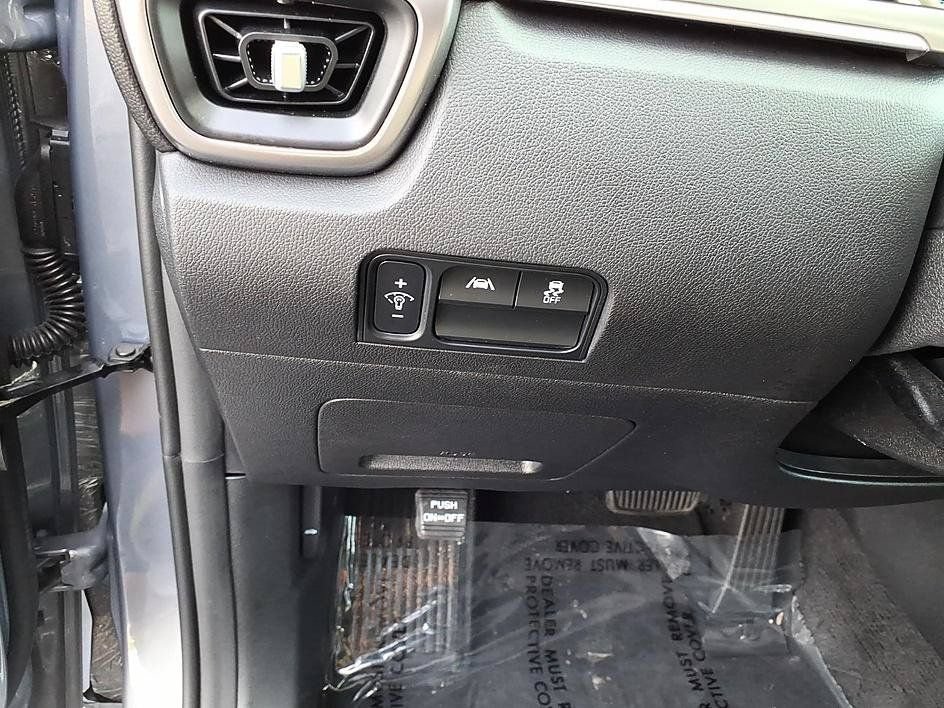 Used 2023 Kia Sorento LX AWD/4WD image 12