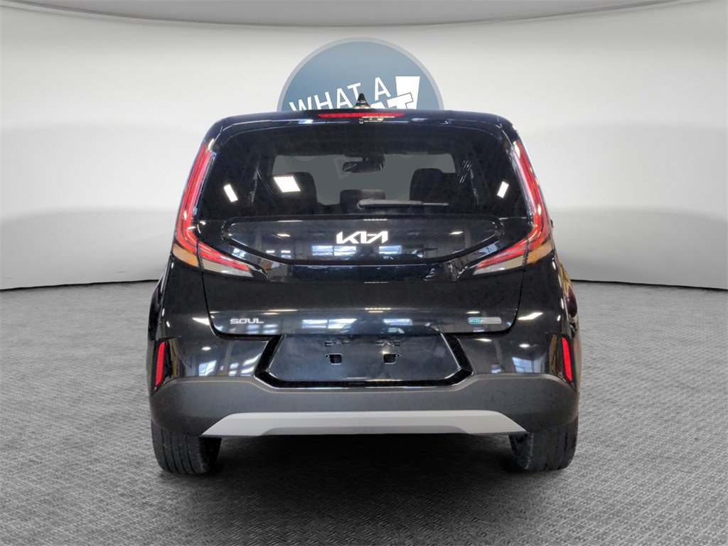 Used 2023 Kia Soul EX image 5