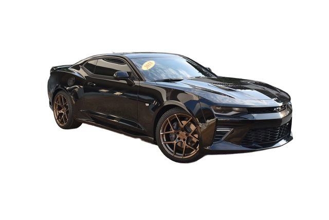 Used 2018 Chevrolet Camaro SS image 2