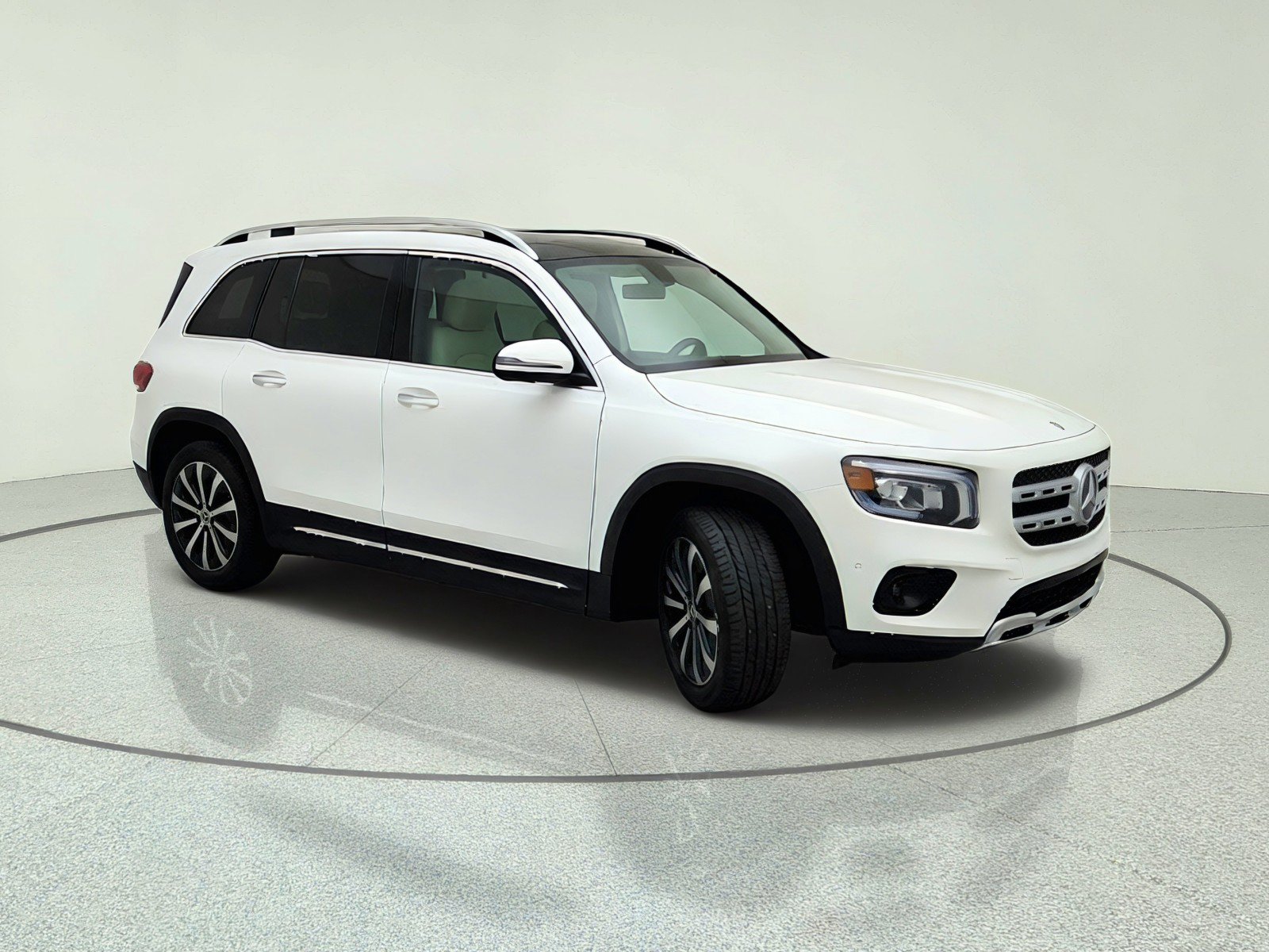 Certified 2023 Mercedes-Benz GLB 250 image 5