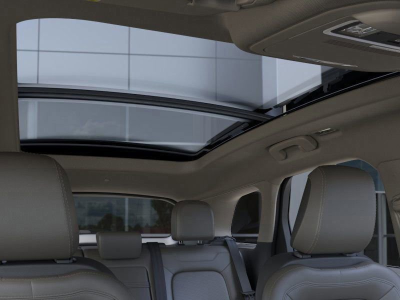 New 2025 Lincoln Corsair Grand Touring w/ Equipment Group 301A image 22