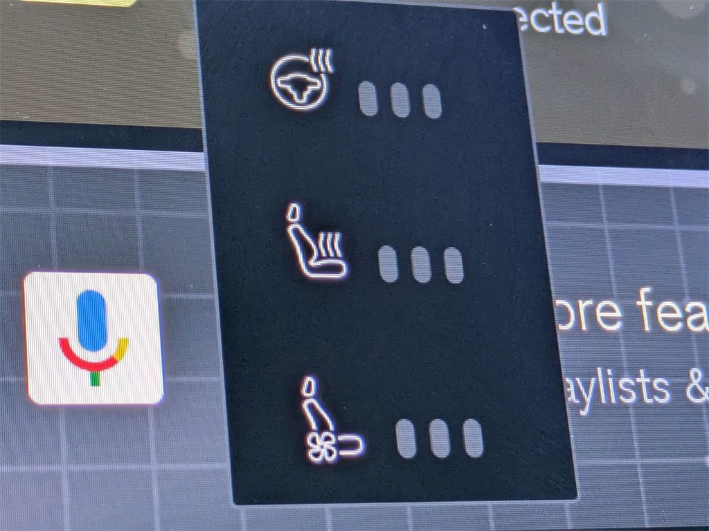 Certified 2023 Volvo XC60 B5 Ultimate w/ Protection Package Premier image 25