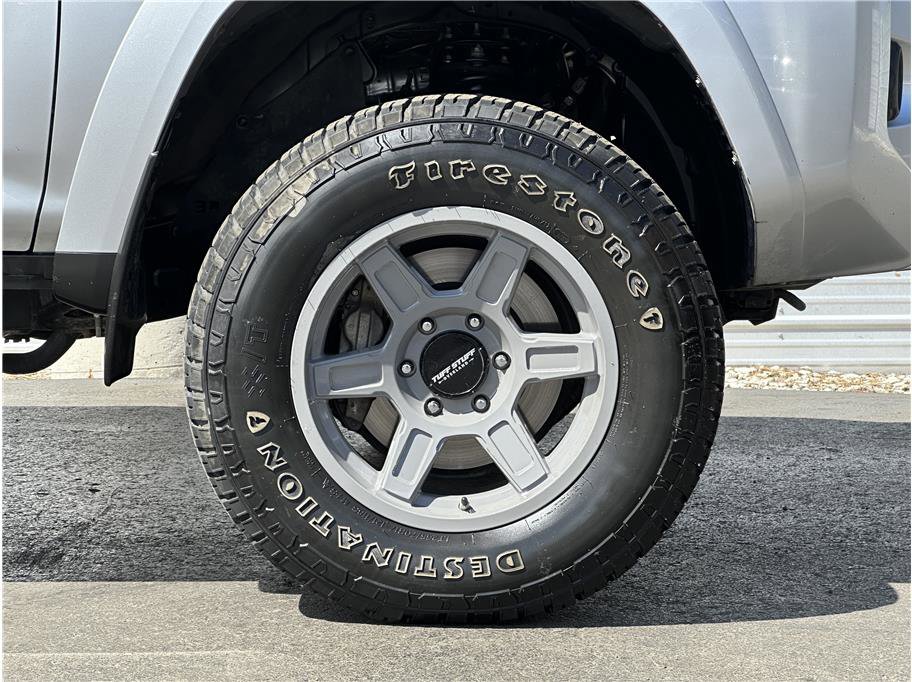 Used 2021 Toyota 4Runner SR5 AWD/4WD image 29