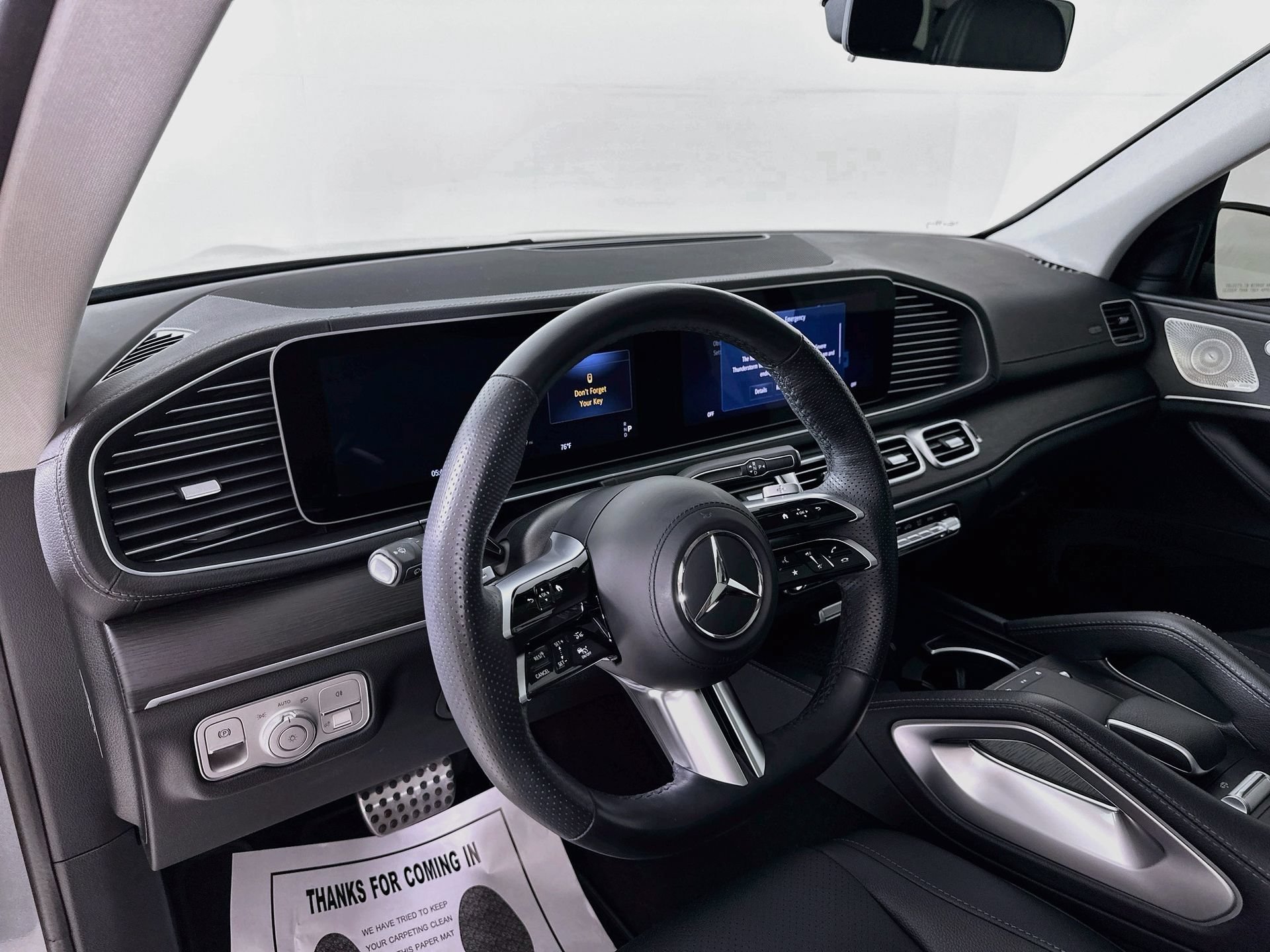 Used 2024 Mercedes-Benz GLS 450 4MATIC image 10