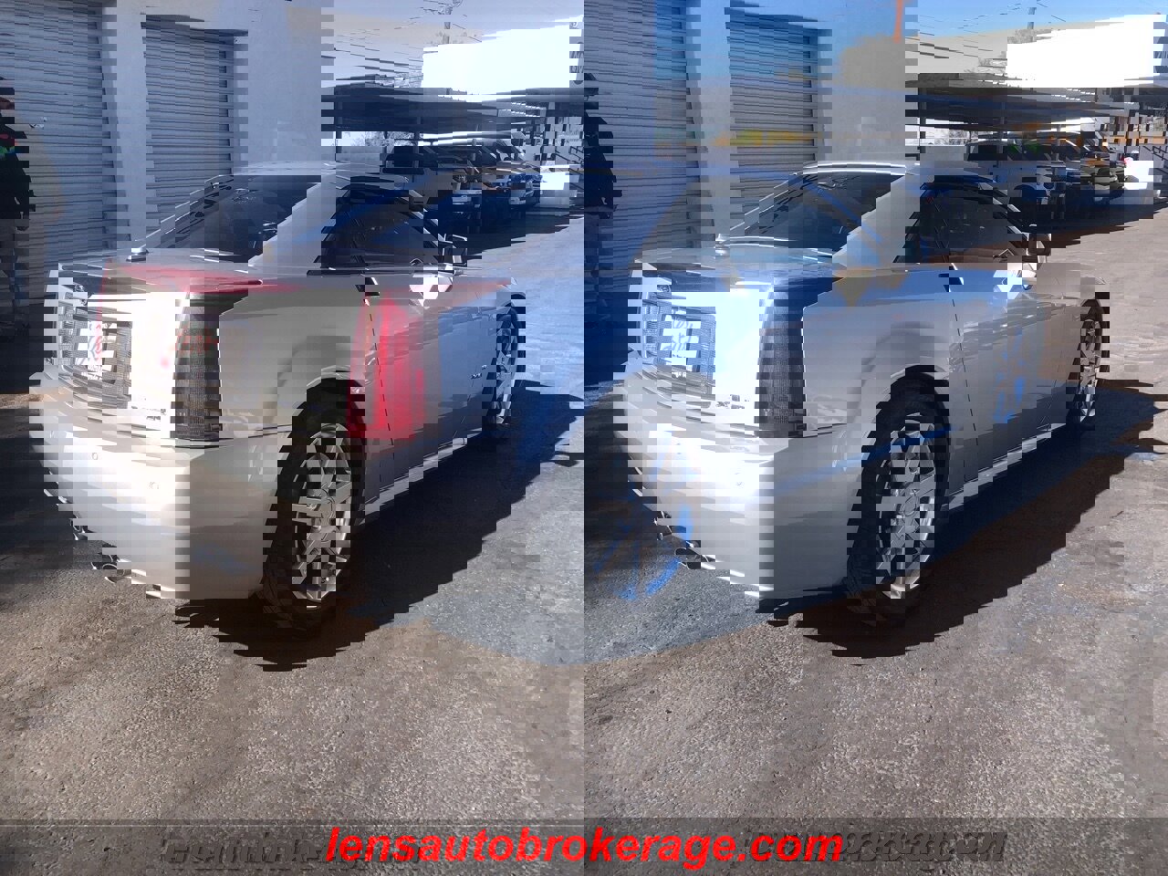 Used 2004 Cadillac XLR image 8