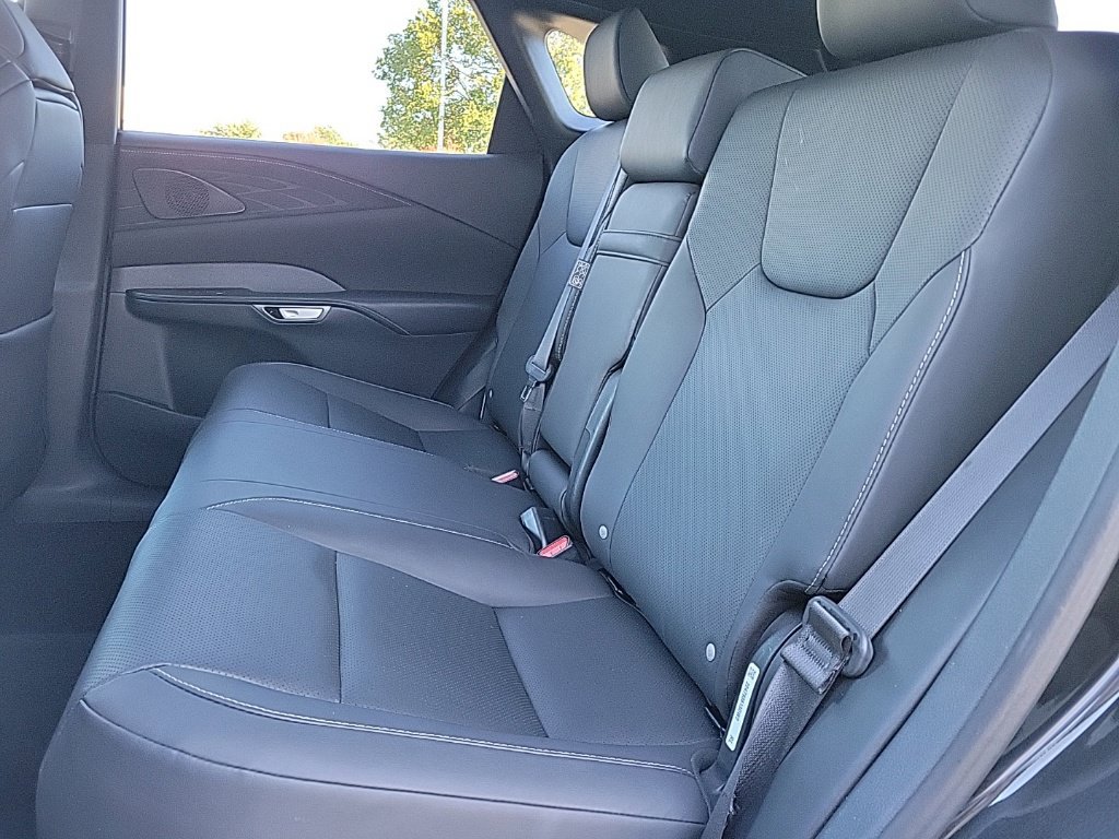 Used 2023 Lexus RX 350 F Sport w/ Accessory Package AWD/4WD image 13