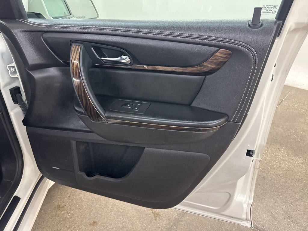 Used 2014 GMC Acadia Denali image 20