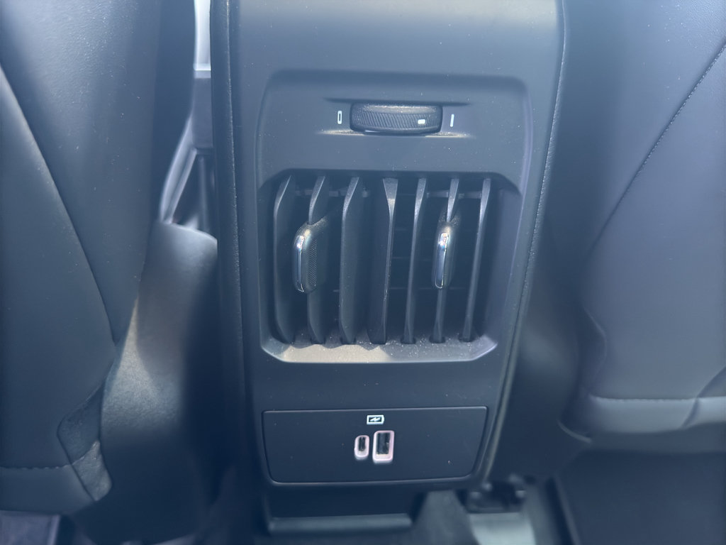 Used 2024 Dodge Hornet R/T Plus AWD/4WD image 18