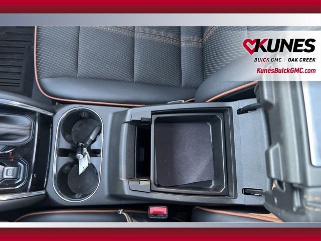 Used 2023 GMC Canyon AT4 w/ Canyon Safety Plus Package image 28