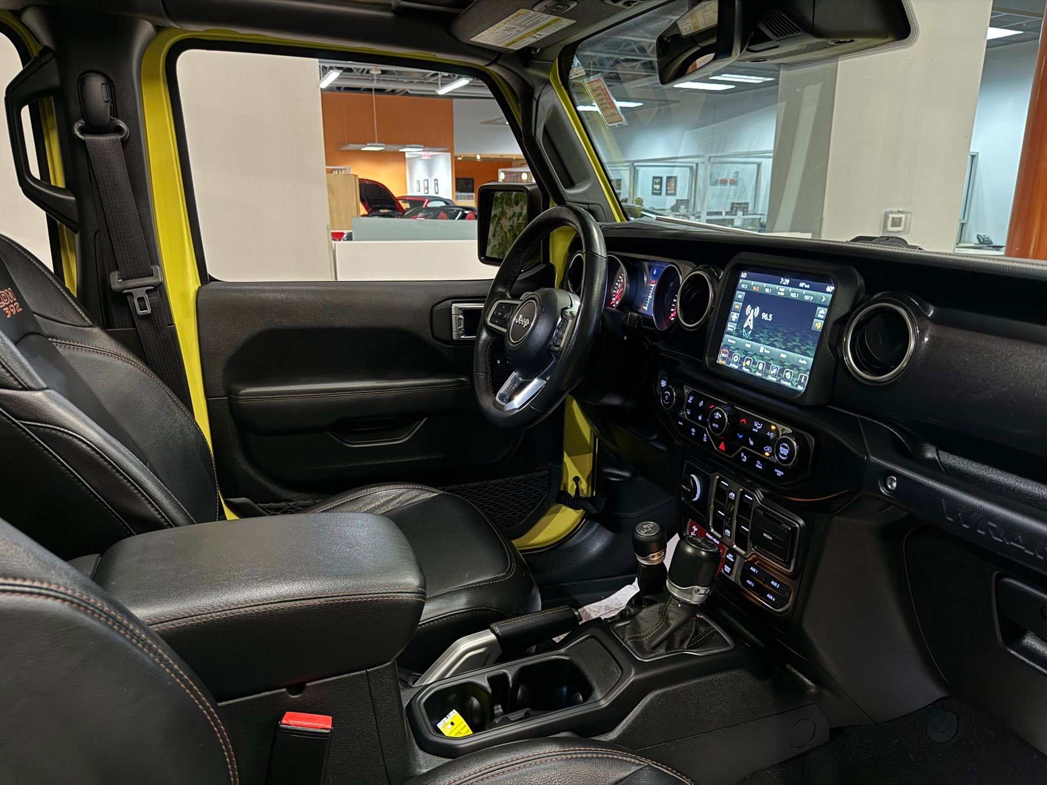 Used 2022 Jeep Wrangler Unlimited Rubicon w/ Trailer Tow Package image 22