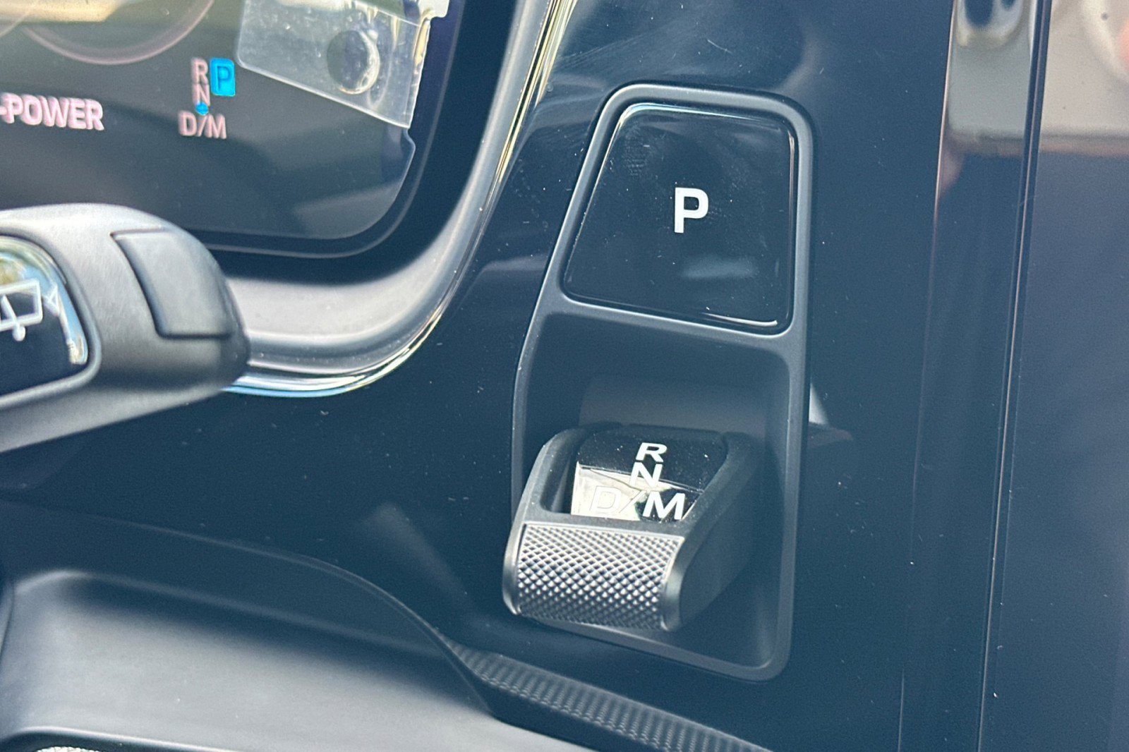 Certified 2025 Porsche Cayenne E-Hybrid image 22