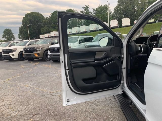 Certified 2025 Ford Expedition Platinum AWD/4WD image 23