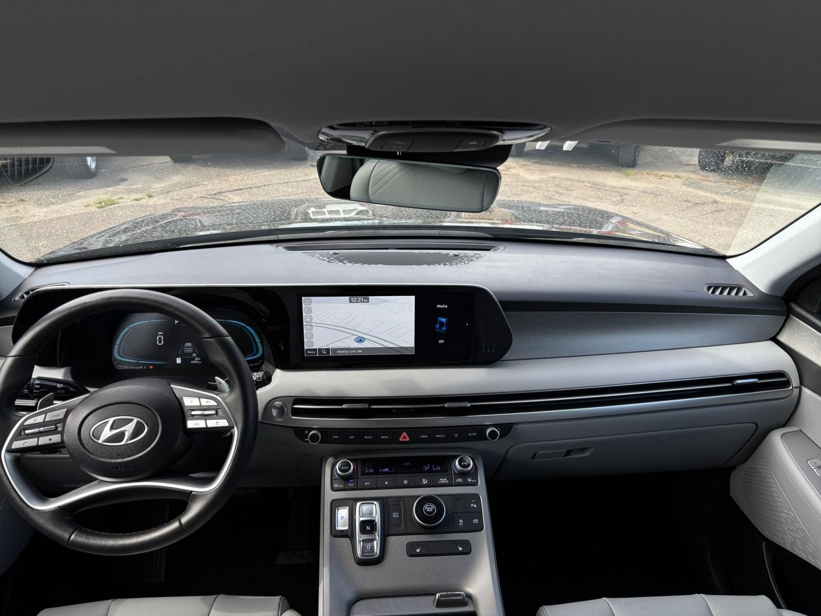Used 2025 Hyundai Palisade SEL FWD image 34