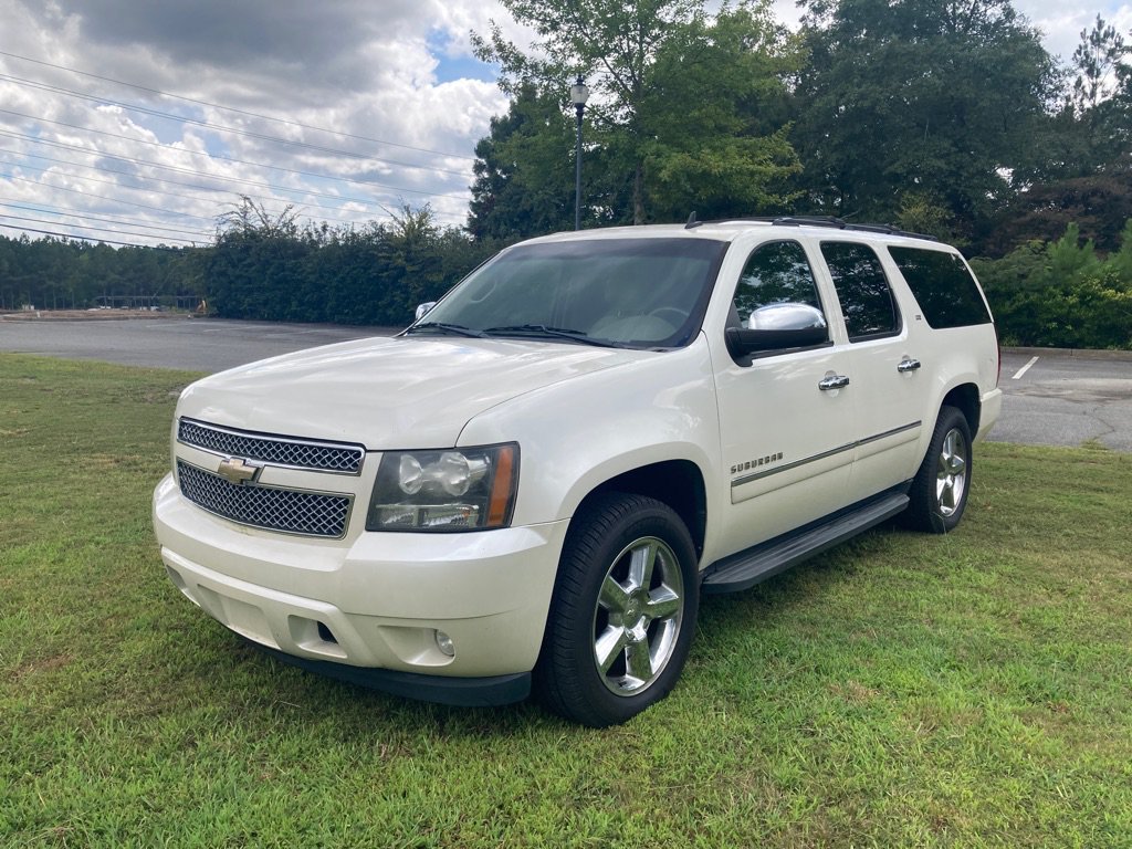 Used 2011 Chevrolet Suburban LTZ RWD image 1