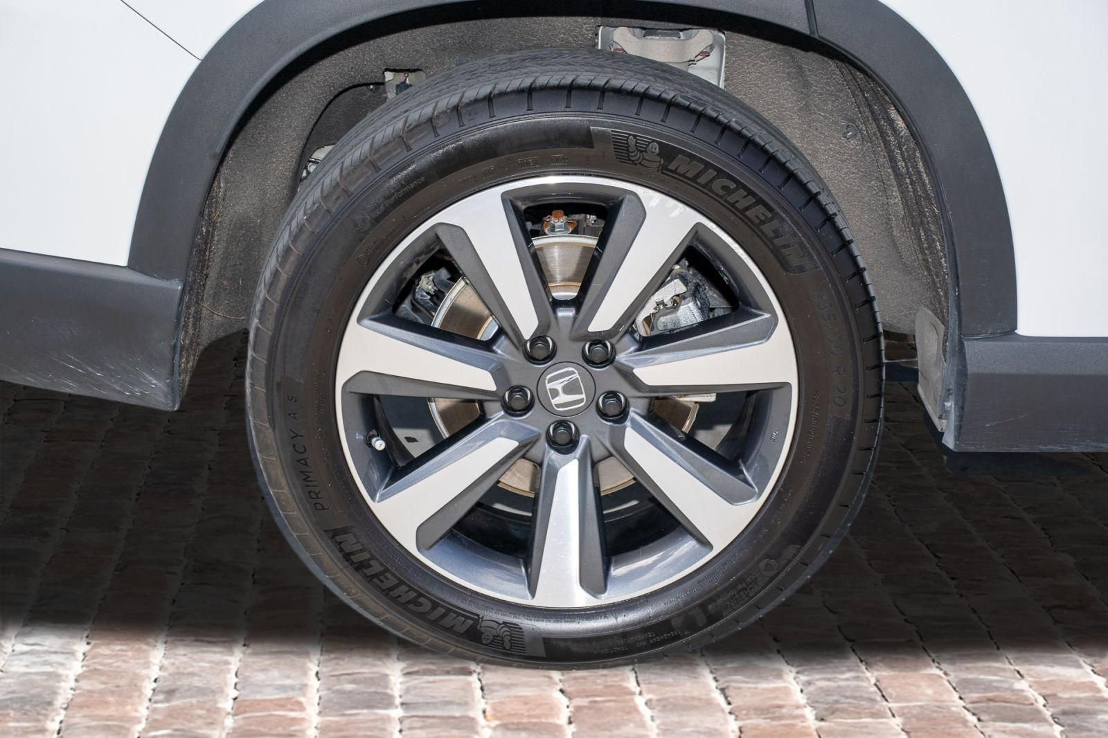 Certified 2023 Honda Pilot Touring image 46