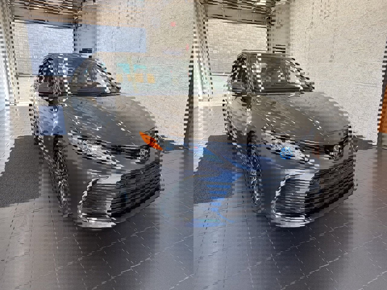 Certified 2021 Toyota Camry XLE w/ Navigation Upgrade Package image 2