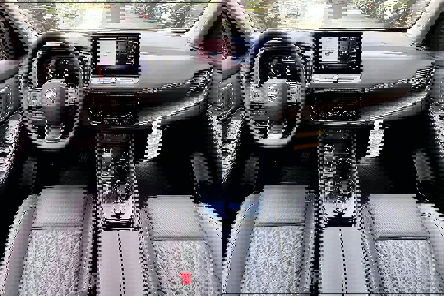 New 2026 Nissan Rogue Platinum image 5